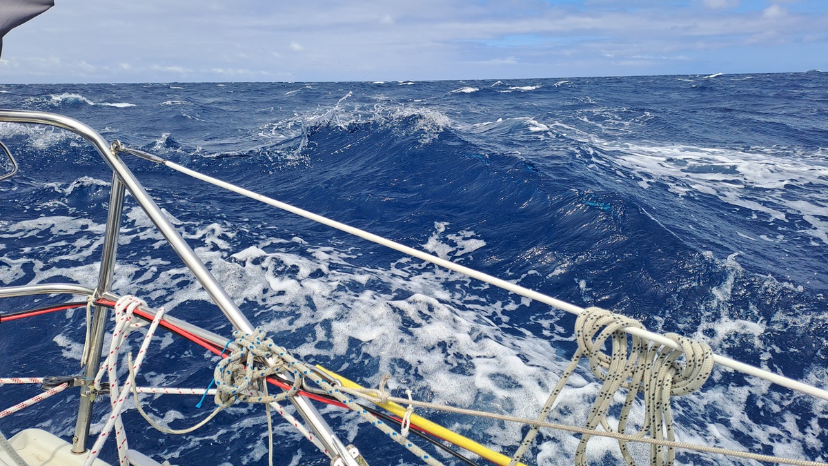 Read more about the article #022 Biskaya Überquerung auf der ⛵RONDÉE ATLANTIQUE😉