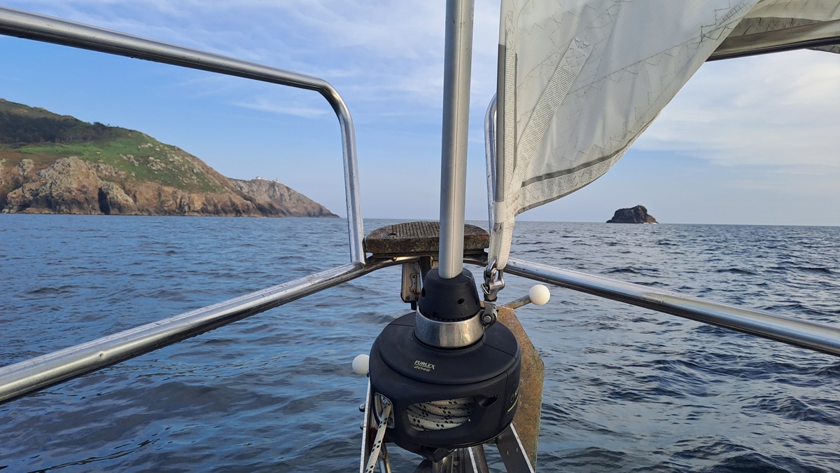 Read more about the article #025 „Ende der Welt“ 2.000 Seemeilen auf der ⛵RONDÉE ATLANTIQUE😉