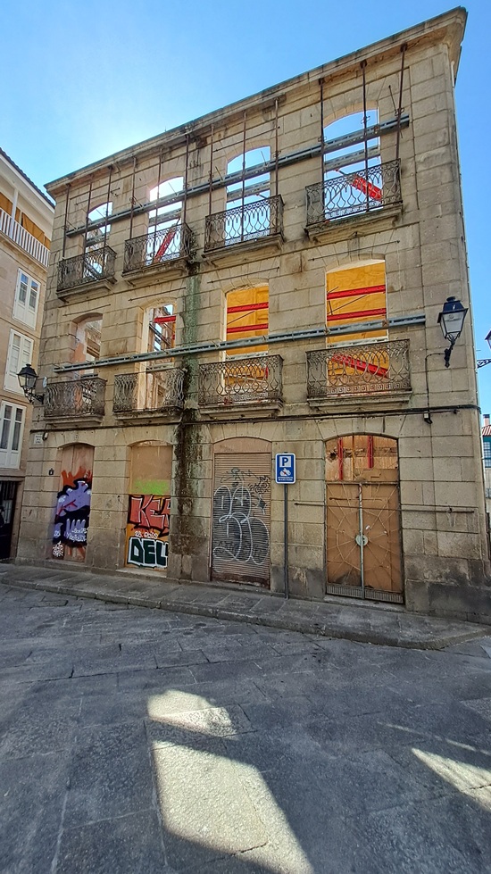 029_Heilquellen in Ourense Zeitzeuge