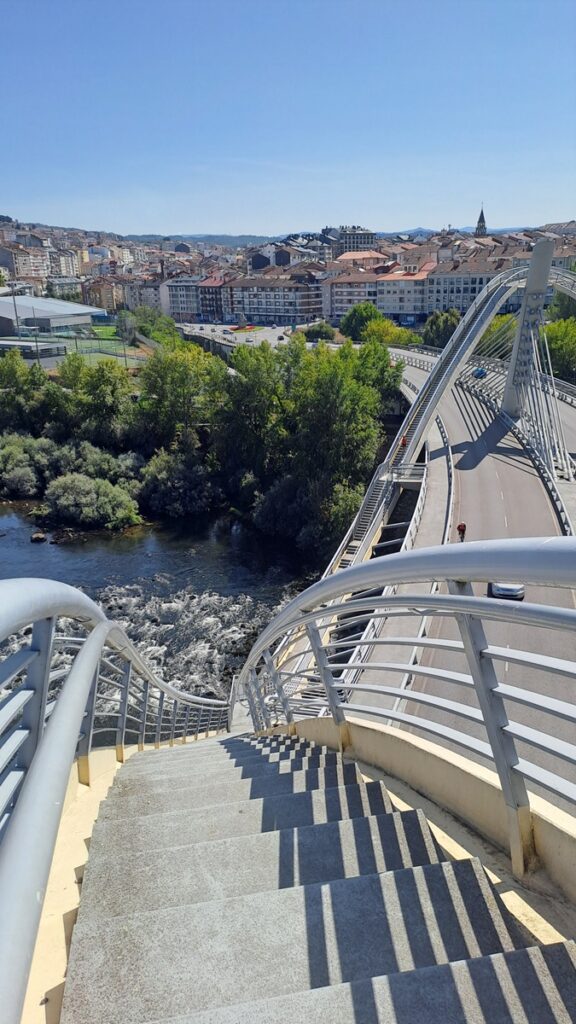 029_Heilquellen in Ourense TrimmDich-Brücke