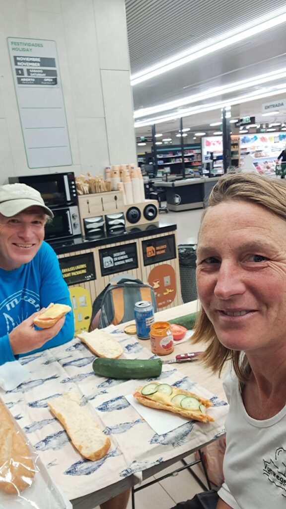 038_kontrastreiche-Kanaren_Maspalmeras_Mercadona- ⛵RONDÉE ATLANTIQUE😉Picknick