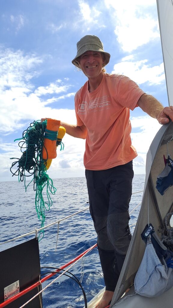 040_La-Gomera-Fischernetz-Bojen Düse & Fang