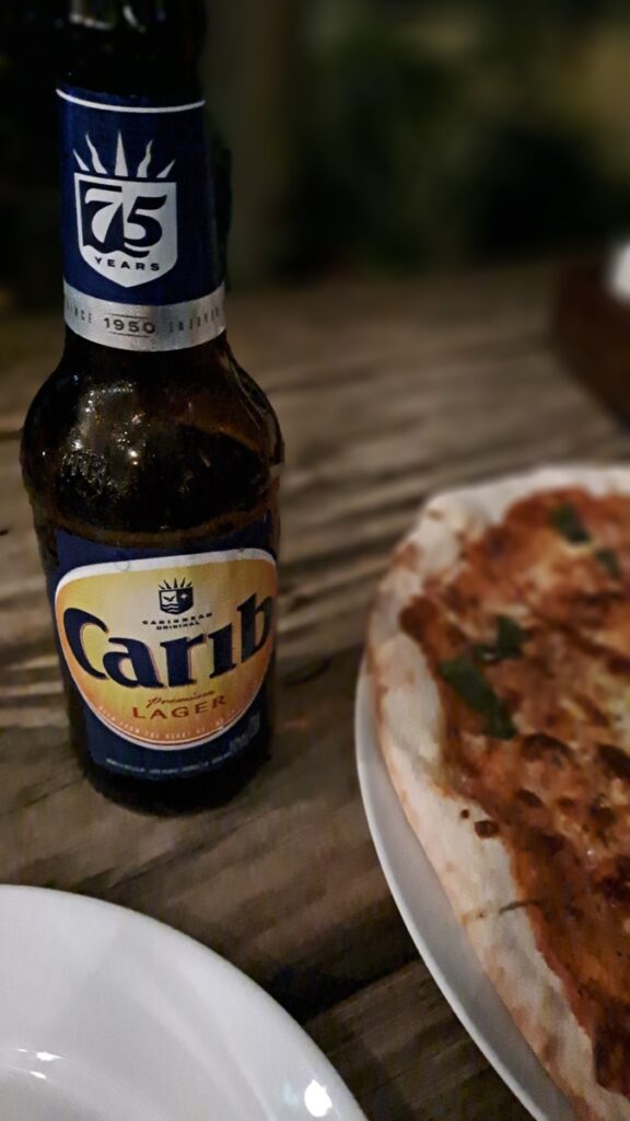 046_Ankunft-in-der-Karibik_Ankunftspizza