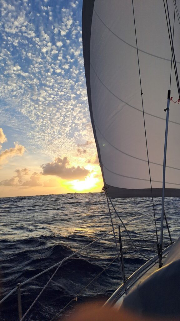 044 Halb Drei Viertel Ost - West Sonnenstimmung