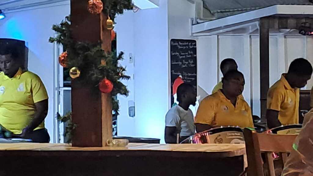 047_bunte-Karibik-hautnah_karib-Weihnachtsmusik