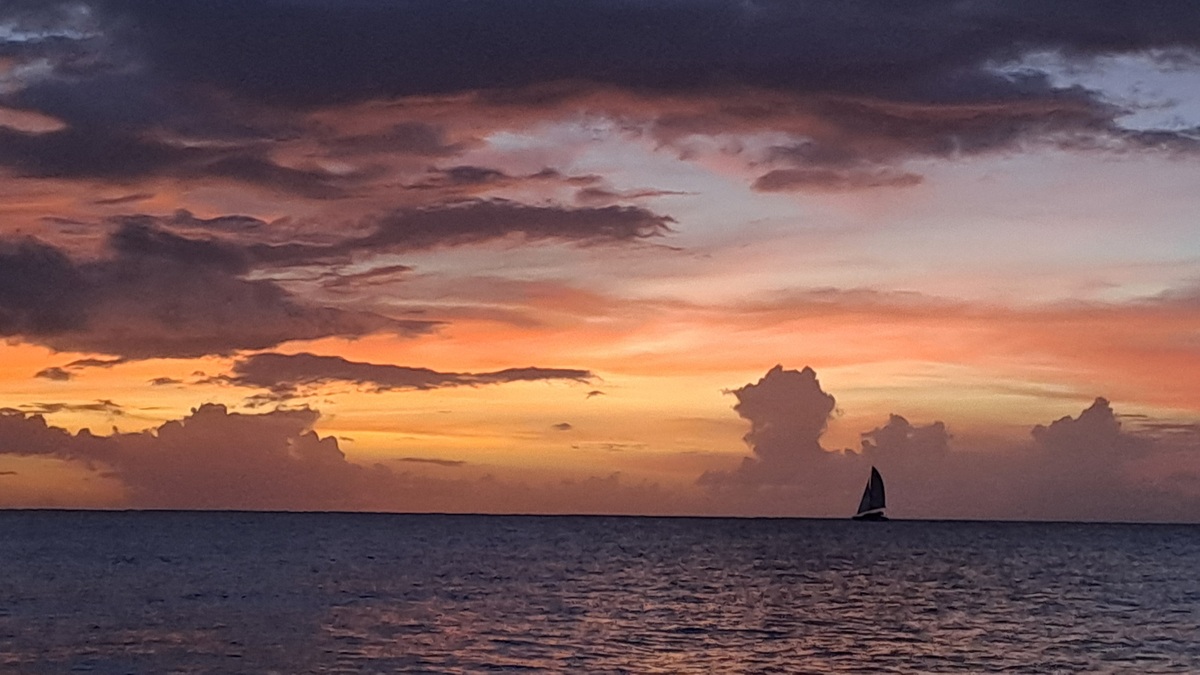 You are currently viewing #048 Himmel über der Karibik auf der ⛵RONDÉE ATLANTIQUE😉