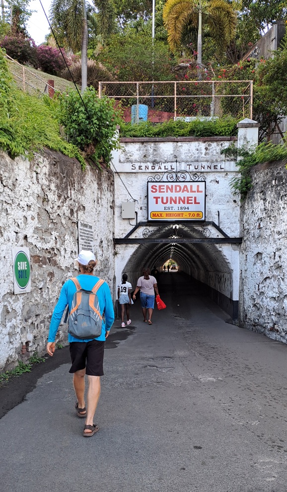 049_Fluch-ten-der-Karibik_St-Georges-Tunnel Fluch ten der Karibik