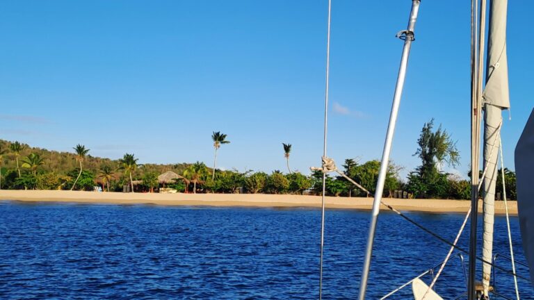 Read more about the article #054 Mayreau – Saline Bay auf der ⛵RONDÉE ATLANTIQUE😉