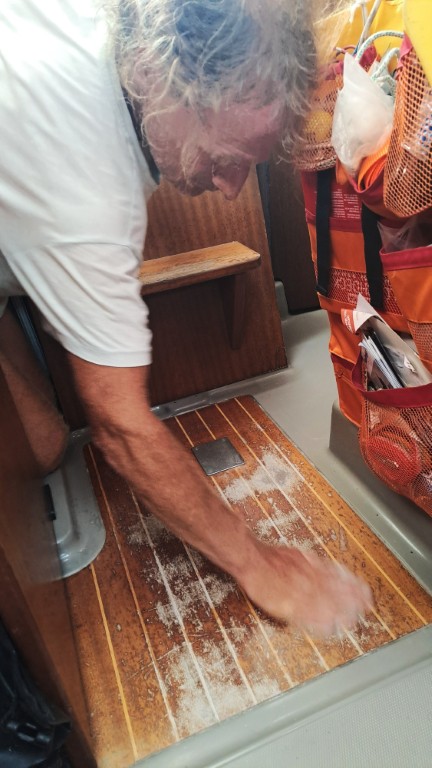 #059_Arbeit-Reparaturen_Boden Arbeit und Reparaturen