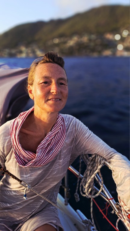 #060_Drei-einsame-Inseln_RONDÉE-ATLANTIQUE Drei einsame Inseln Petite Nevis Anfahrt (Mittel)