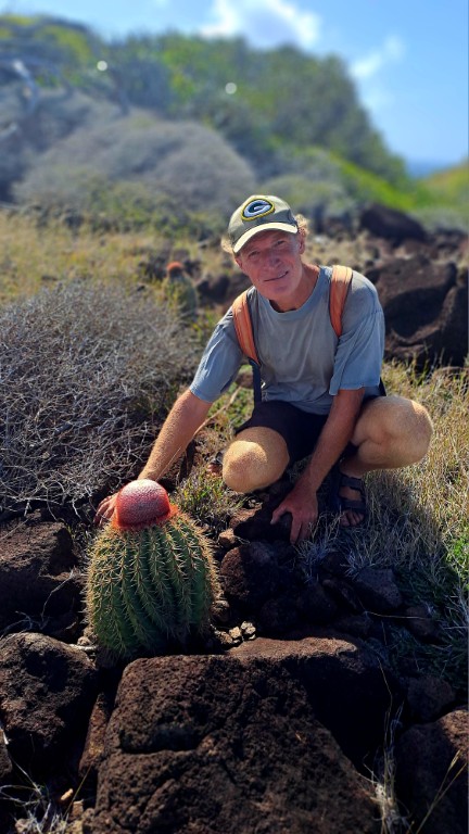 #060_Drei-einsame-Inseln_RONDÉE-ATLANTIQUE Drei einsame Inseln Petite Nevis Flora Kaktus-Hendrik (Mittel)