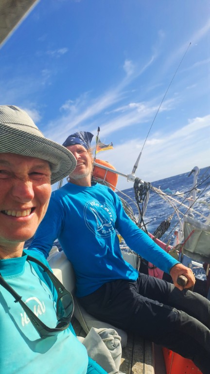 #072 Boje bei Roseau auf Dominica RONDÉE ATLANTIQUE