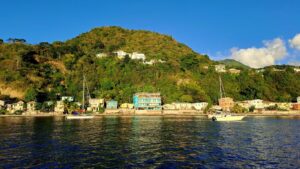 #072 Boje bei Roseau auf Dominica RONDÉE ATLANTIQUE