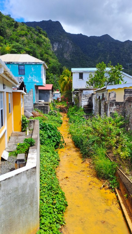 #074 verrückt & bunt auf Dominica RONDÉE ATLANTIQUE