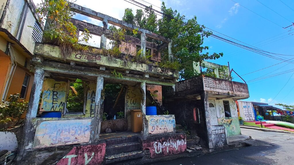 #074 verrückt & bunt auf Dominica RONDÉE ATLANTIQUE