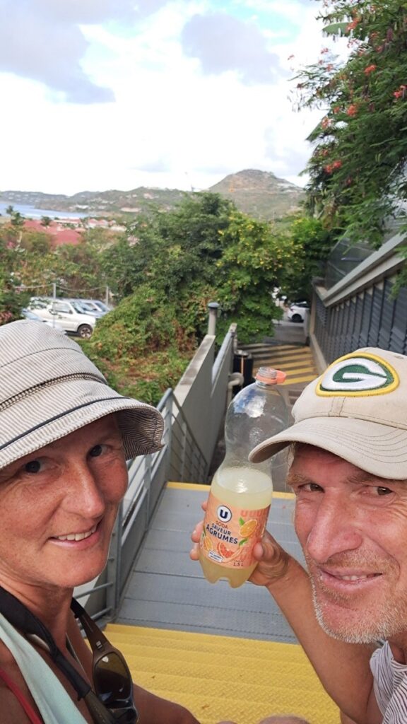#082 Per Anhalter über Saint-Barthélemy RONDÉE ATLANTIQUE